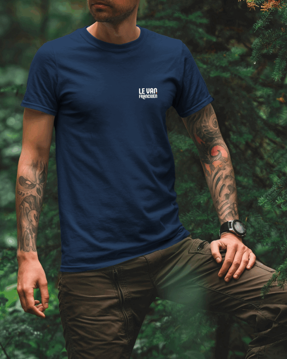 Visuel du T-shirt Le Van Francilien avec le logo sérigraphié.